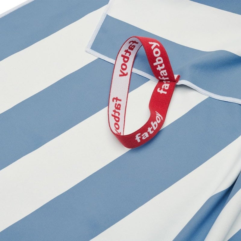 Fatboy Beach Baggy Towel with Inflatable Pillow | Lightweight | Quick drying | (Ground pin included | UV grade: 8 | Pillow coating is airtight and waterproof | 165 X 80 cm - Wave Blue - Image 4